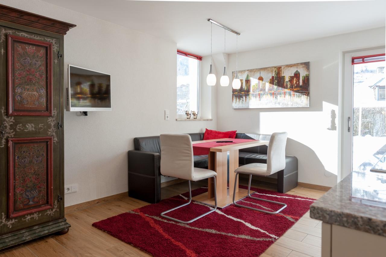 Haus Katharina Apartment Kaprun Bagian luar foto