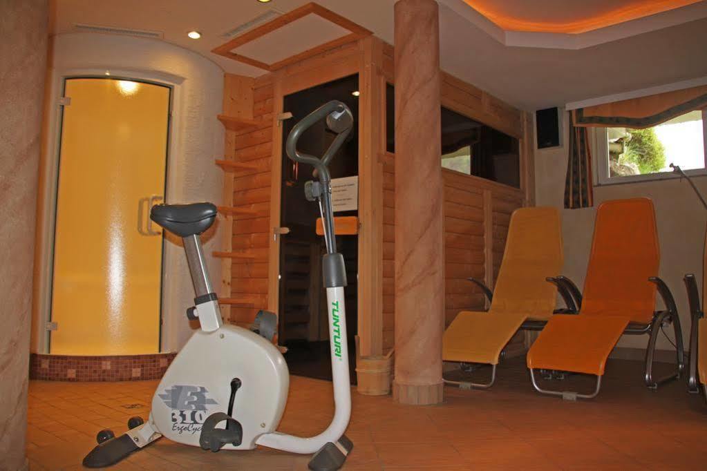 Haus Katharina Apartment Kaprun Bagian luar foto
