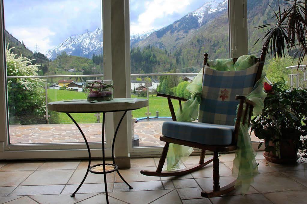 Haus Katharina Apartment Kaprun Bagian luar foto