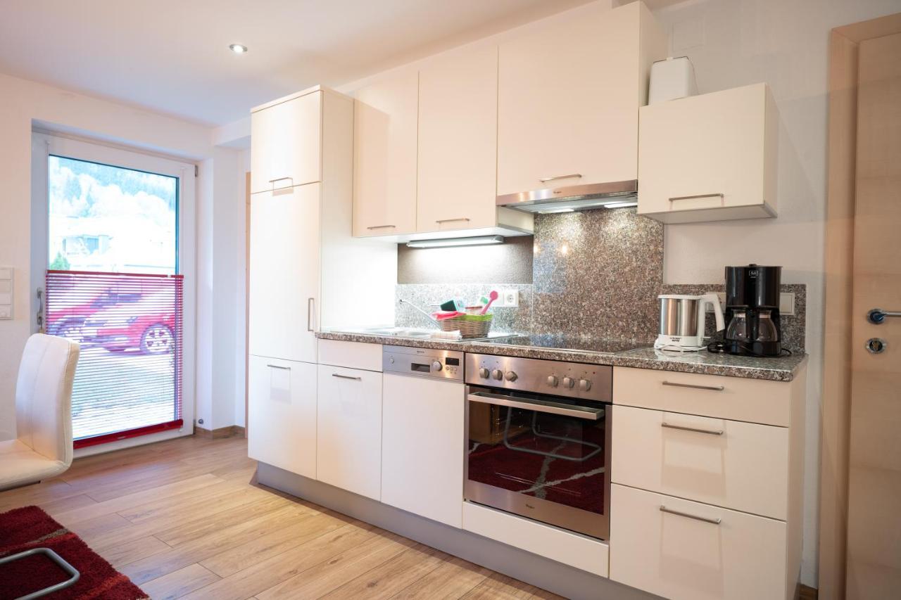 Haus Katharina Apartment Kaprun Bagian luar foto
