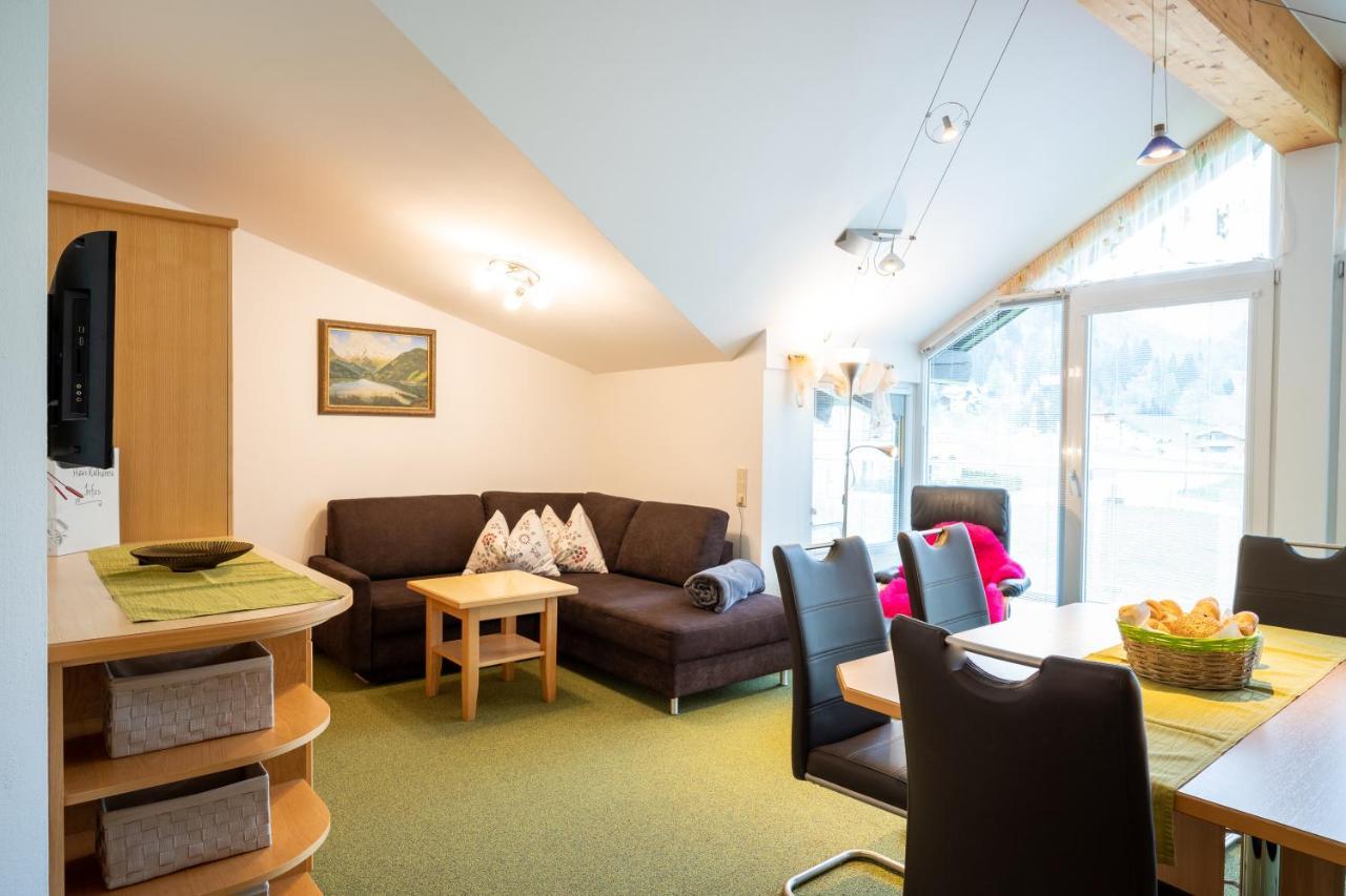 Haus Katharina Apartment Kaprun Bagian luar foto