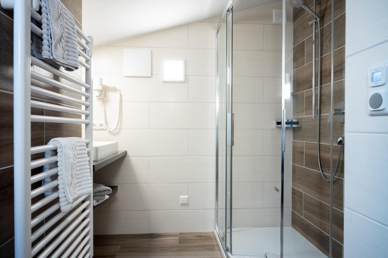 Haus Katharina Apartment Kaprun Bagian luar foto