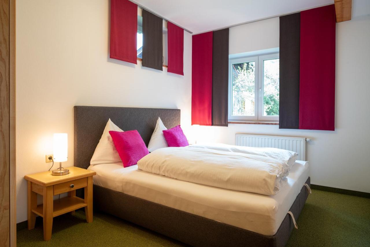 Haus Katharina Apartment Kaprun Bagian luar foto